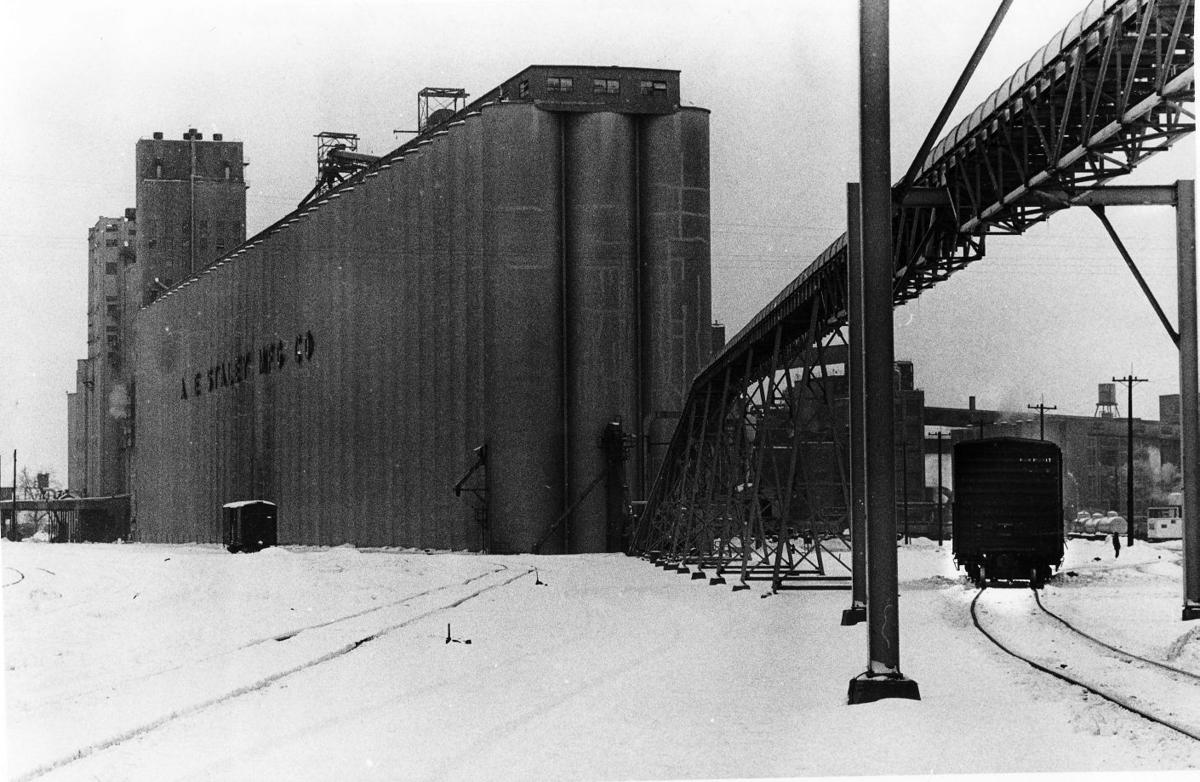 Photos 21 images of Staley grain elevators History Photo Galleries