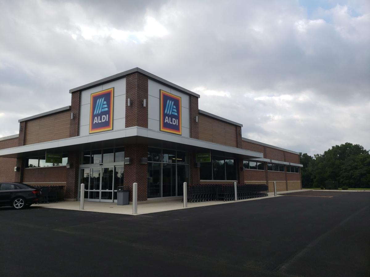 New Decatur Aldi Set To Open Thursday On East Pershing Road Local Herald Review Com