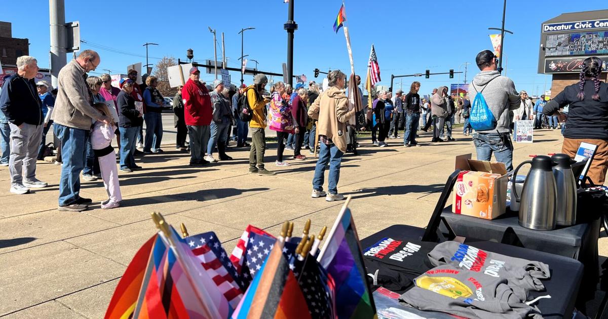 Decatur Mobile Radar Decatur No Kings, GOP rallies encourage early voting
