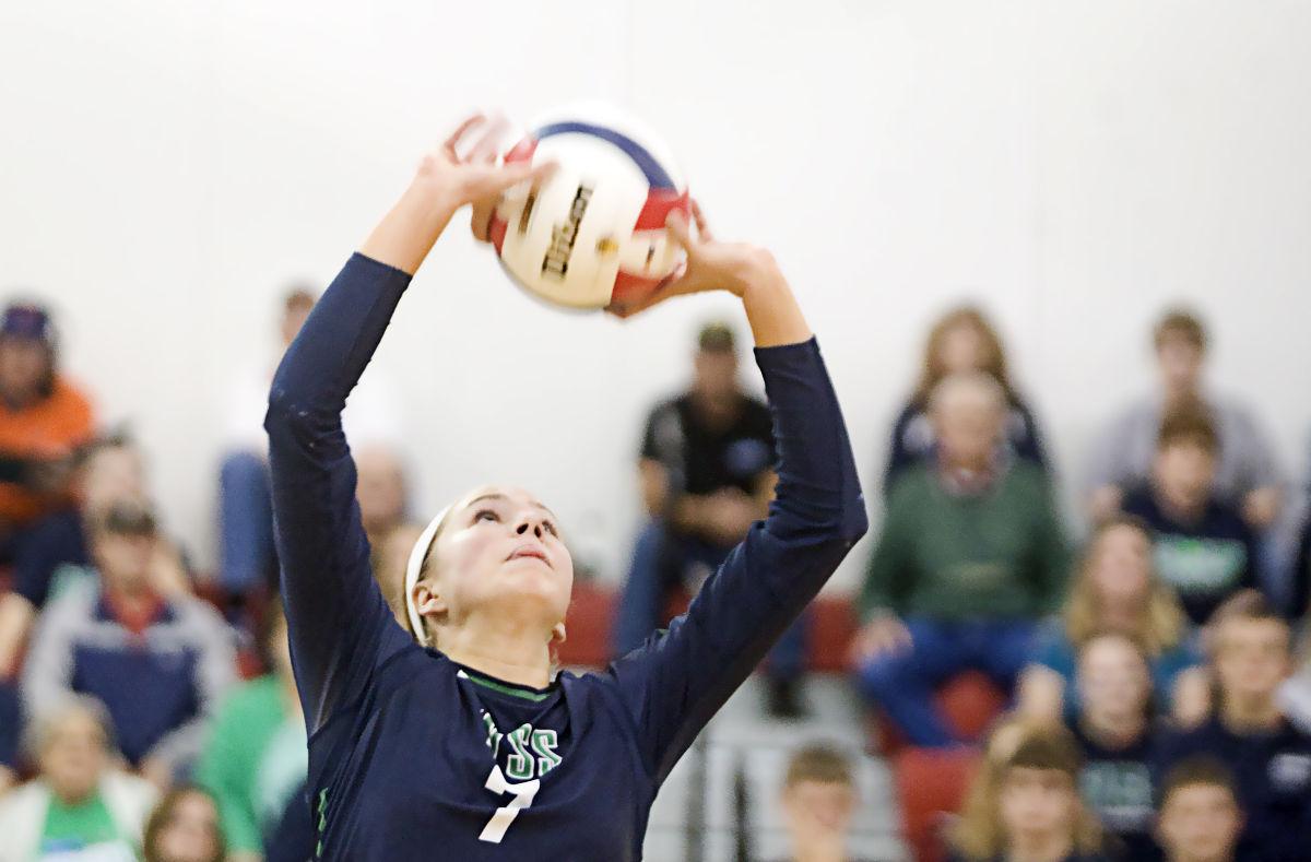 PHOTOS Windsor StewStras vs Cissna Park volleyball