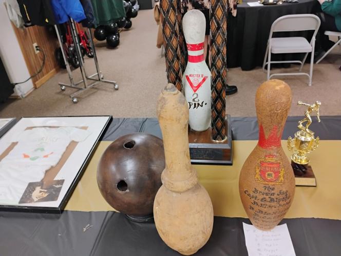 Bowling pins