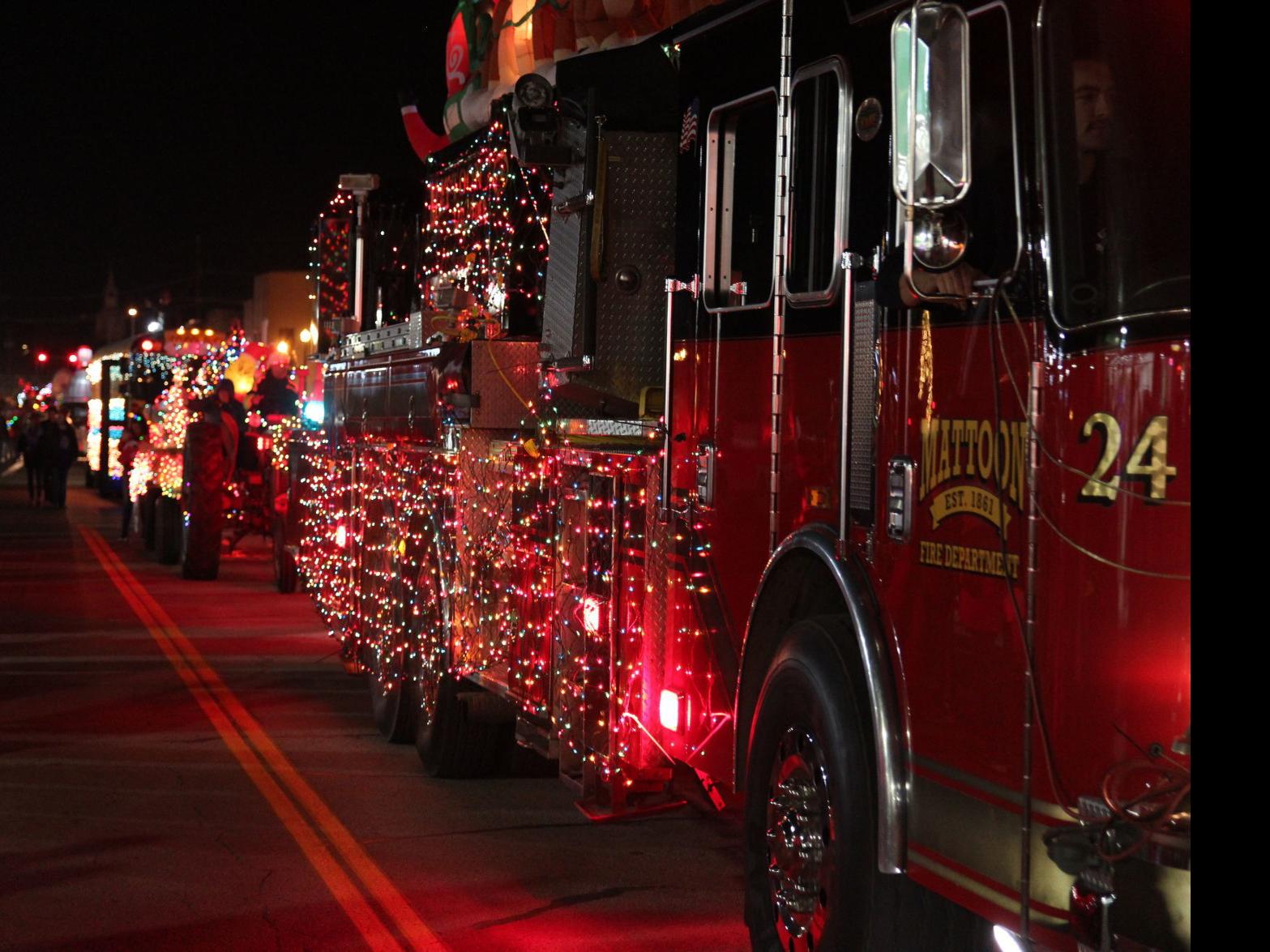 Denville Christmas Parade 2022 Gallery: Mattoon Christmas Parade 2021 Ushers In Holiday Season | Local  Entertainment | Herald-Review.com