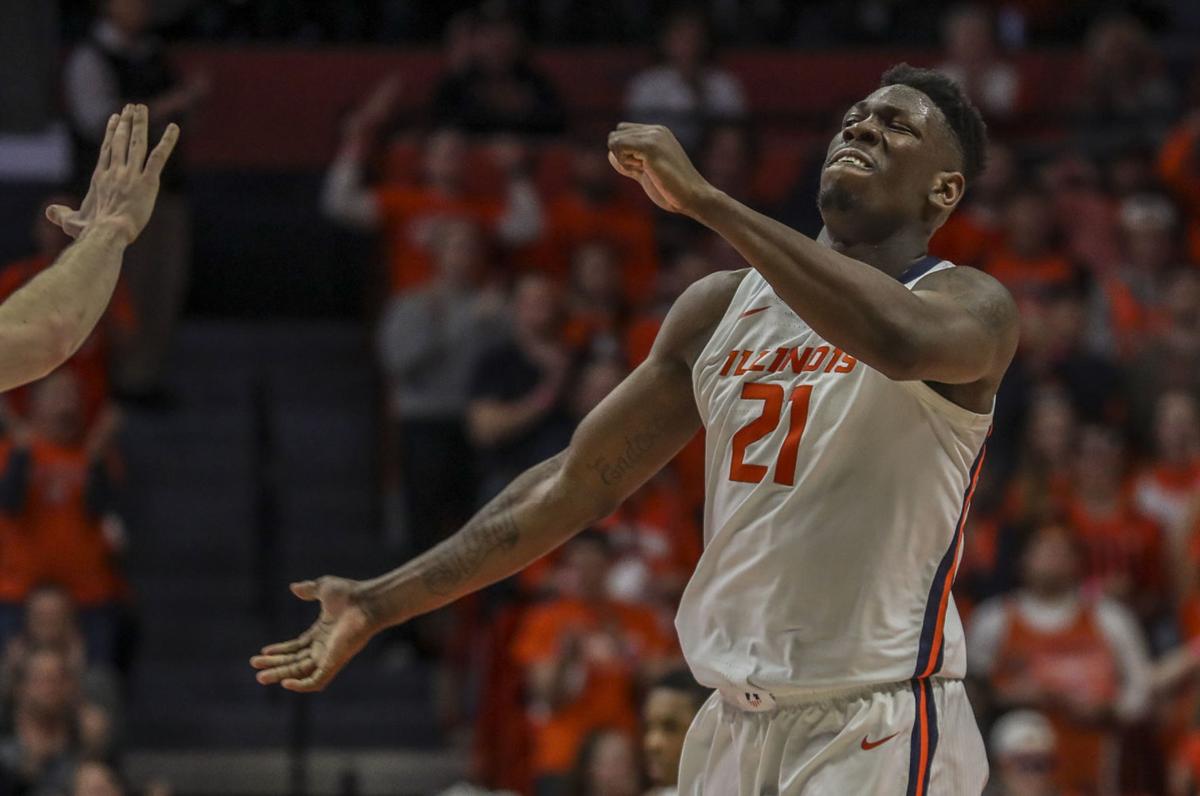 Illinois Basketball Notebook Kofi Cockburn Protects Paint Against A Variety Of Opponents Illini Herald Review Com