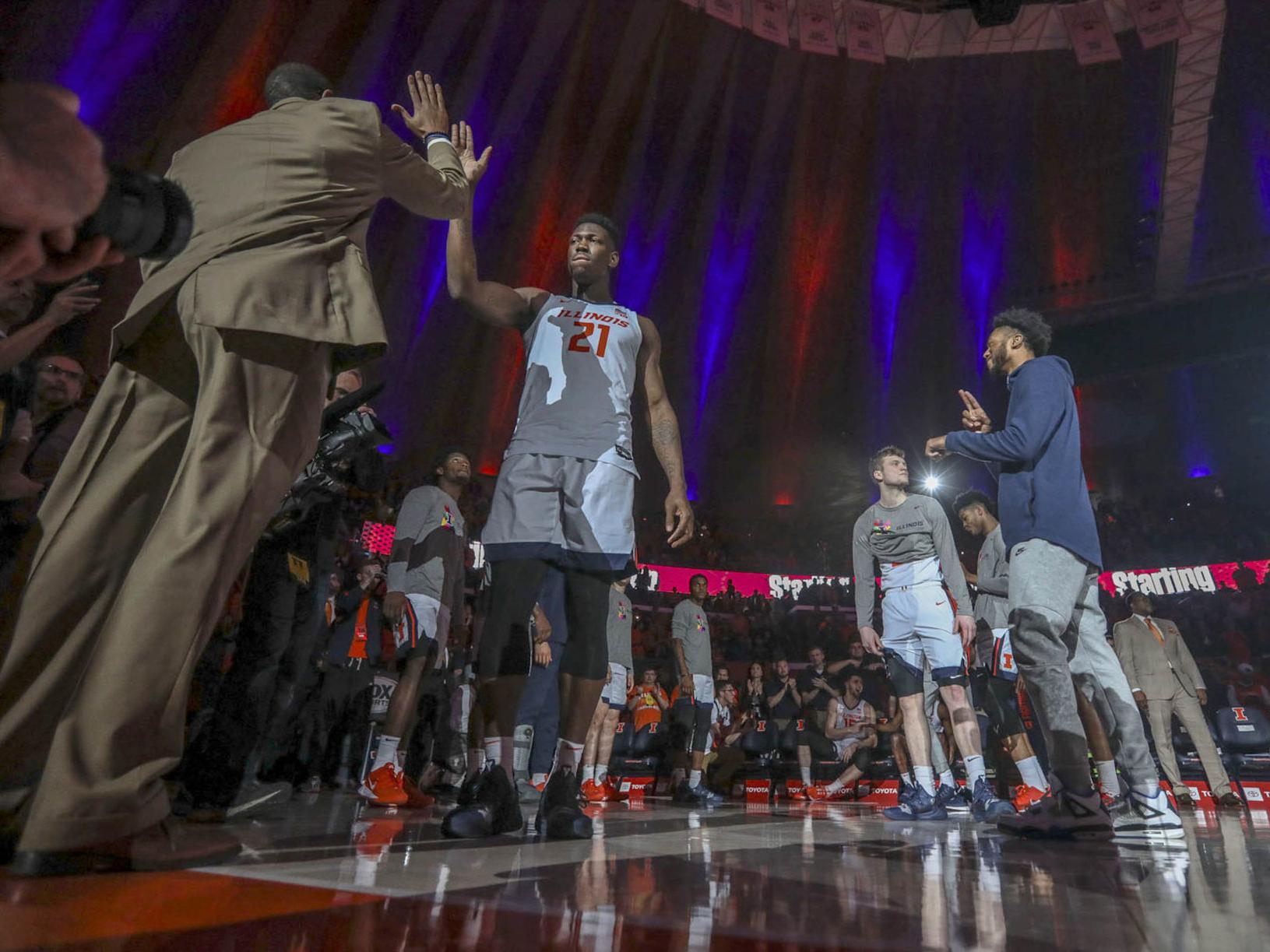 Illinois Basketball Hitting Its Stride On The Recruiting Front Illini Herald Review Com