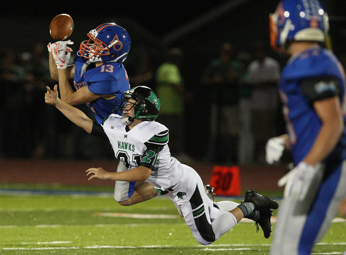 Watch now: Meridian football leans on senior Lucas Clapp as they make their  run at the playoffs | High School Football | herald-review.com