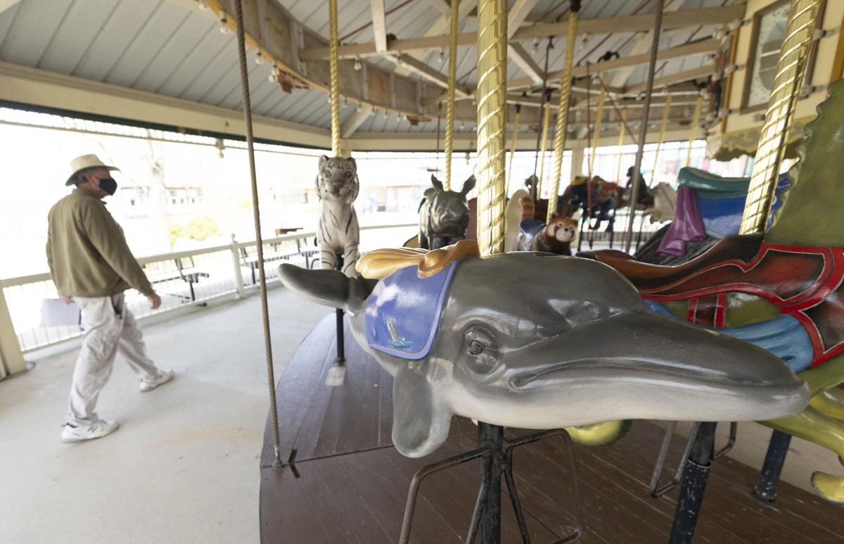 Here's how Scovill Zoo is getting ready for 1st day of season 🐺 🦩 🚂