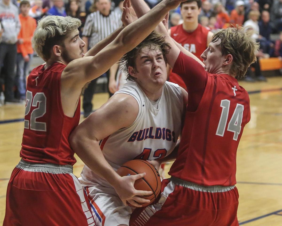 St Teresa Boys Outlast Lsa In Overtime To Win Christmas