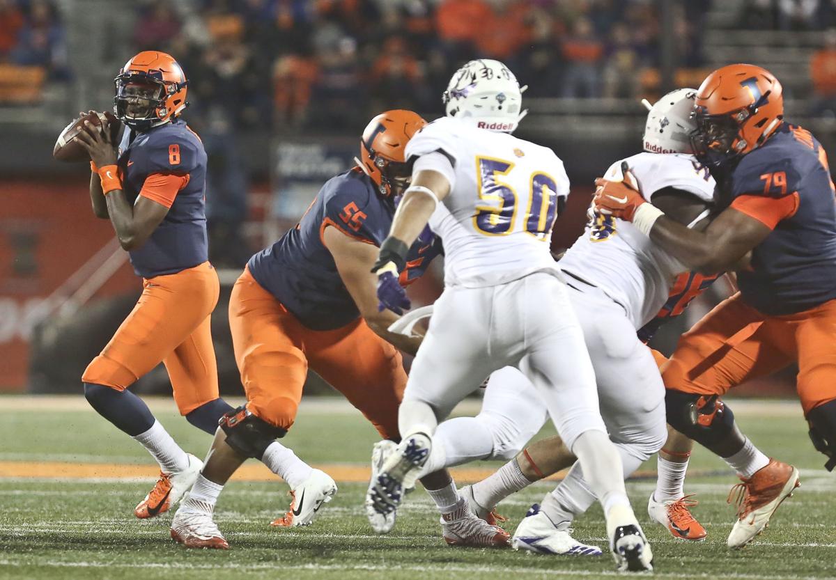 Illinois Starts Slow But Finishes With A Win Over Western