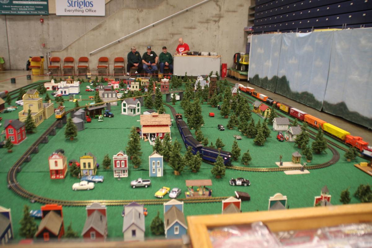 Playing with trains Fun for all ages at the Decatur Train Fair
