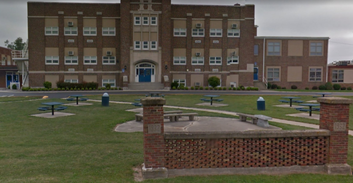 Teutopolis High School