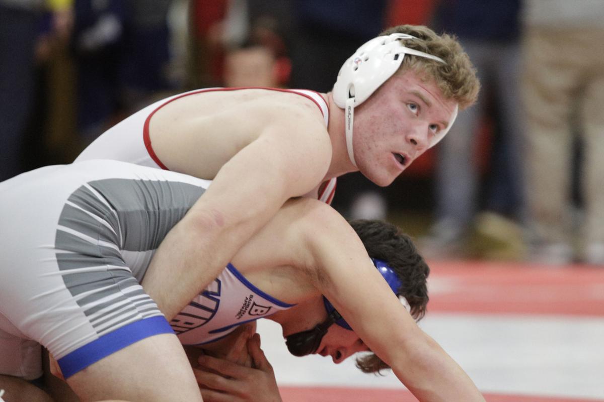 Sectional Wrestling Monticello S Ethan O Linc Heads To State For Fourth Straight Year High School Wrestling Herald Review Com