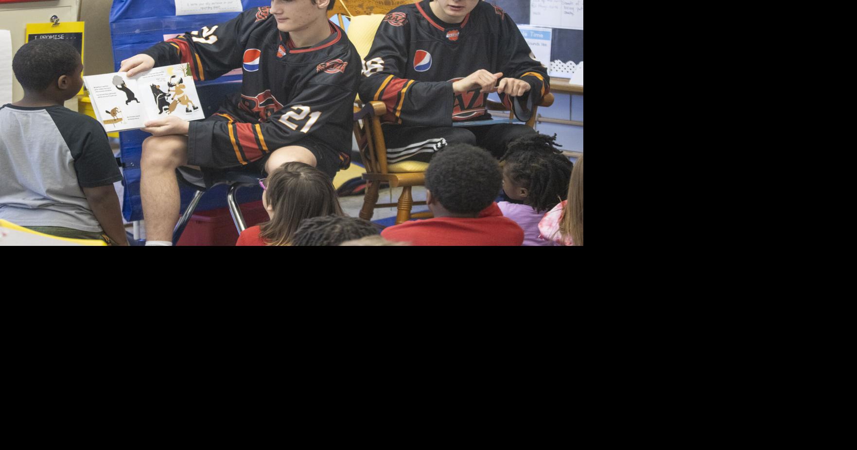 Decatur Blaze visits South Shores School to introduce kids to hockey