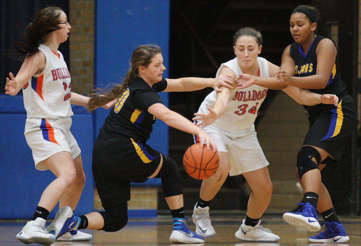 St T Without Coach Tops Depleted Maroa High School Girls