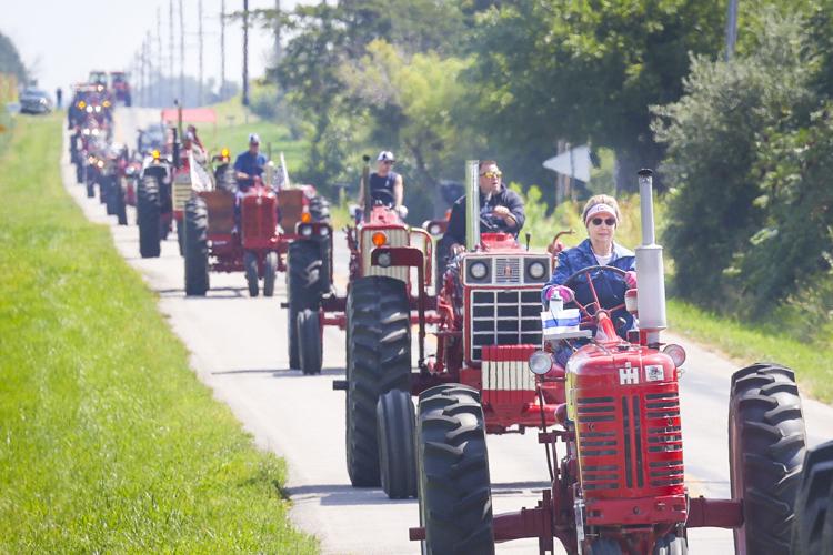 082923-illinois-tractors_03.JPG