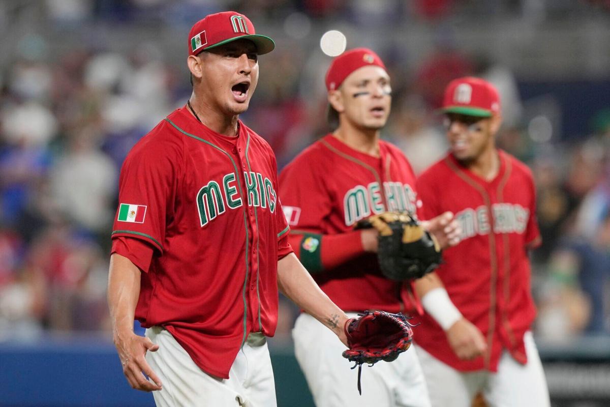 Many Cardinals still contending for WBC title, six teams remain