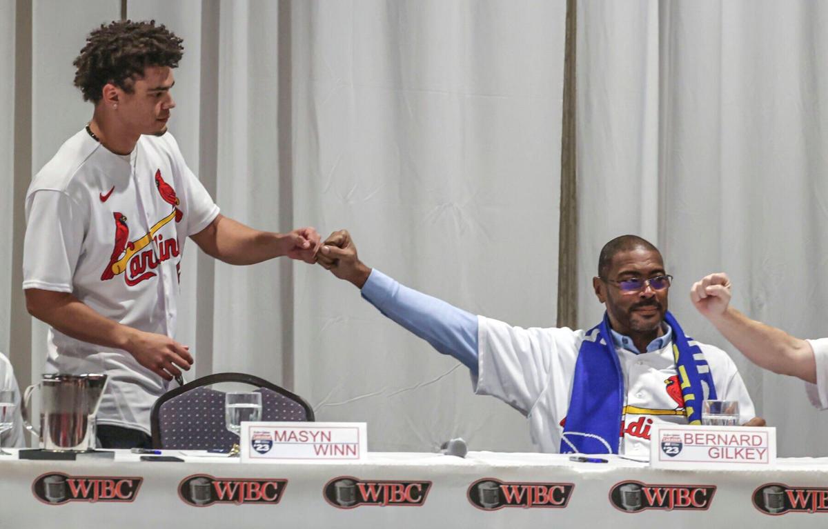 Former Cardinals standout Molina settling in as a manager, guiding