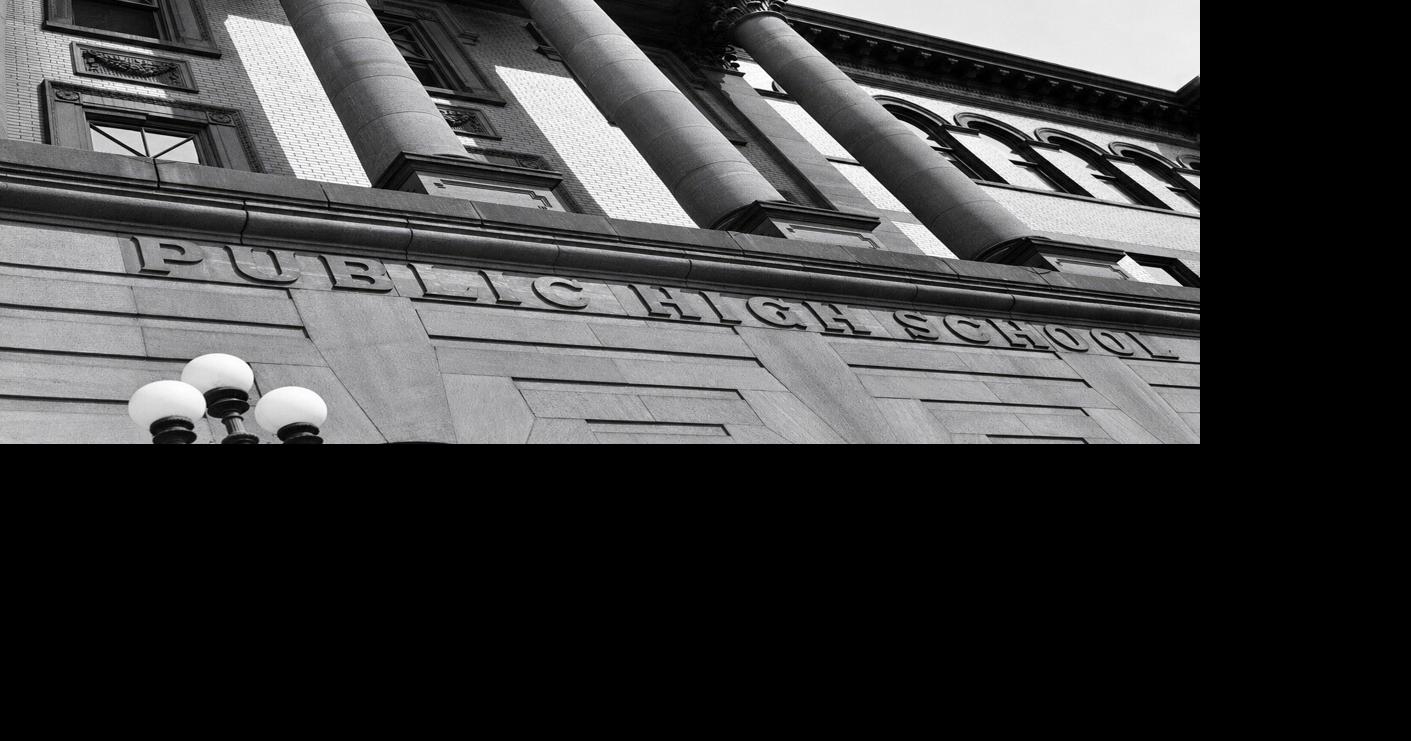 Decatur High School pillars found and preserved