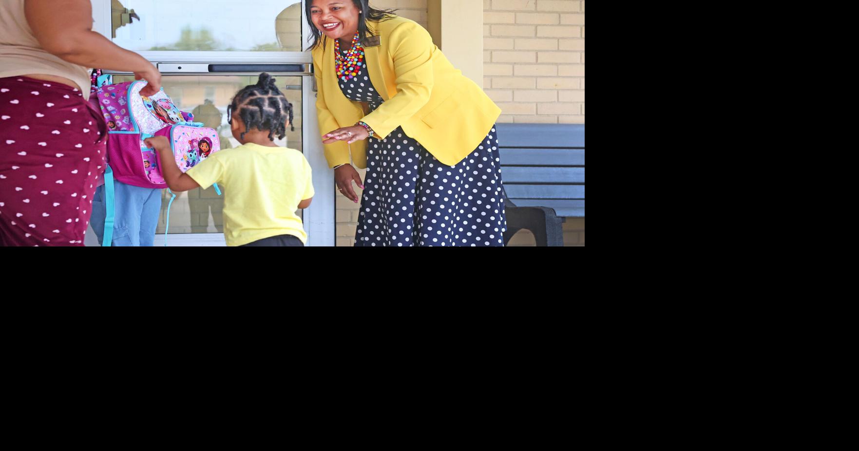 Decatur Public Schools' first day: a few tears and lots of hugs