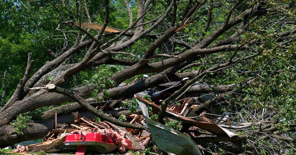 Weather Service team confirms EF-2 tornado hit SE Illinois - Vimarsana News