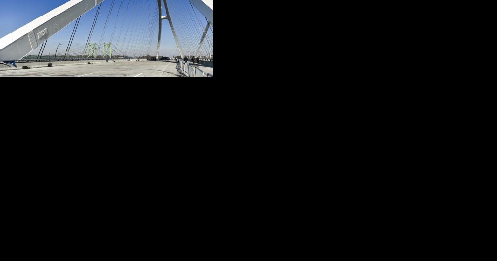 How old, new I-74 bridges came to be at Illinois-Iowa border - Vimarsana News