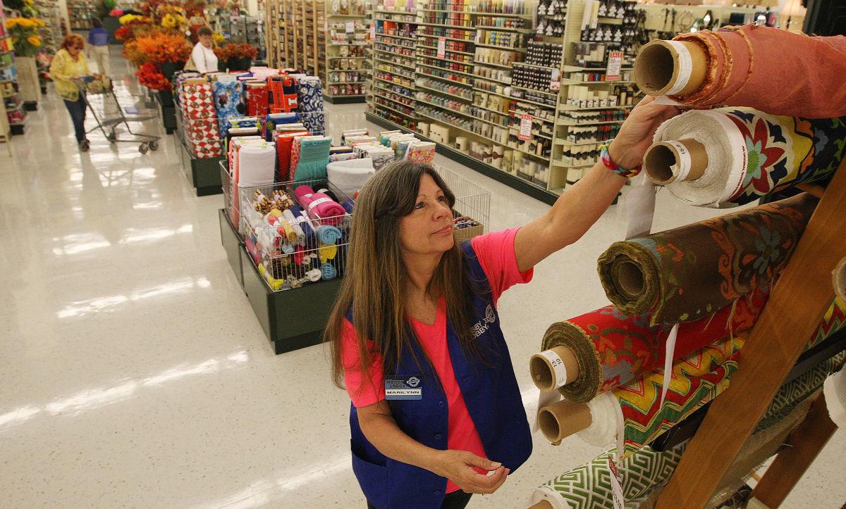 Hobby Lobby Opens Doors At Hickory Point Mall Local Herald Review Com