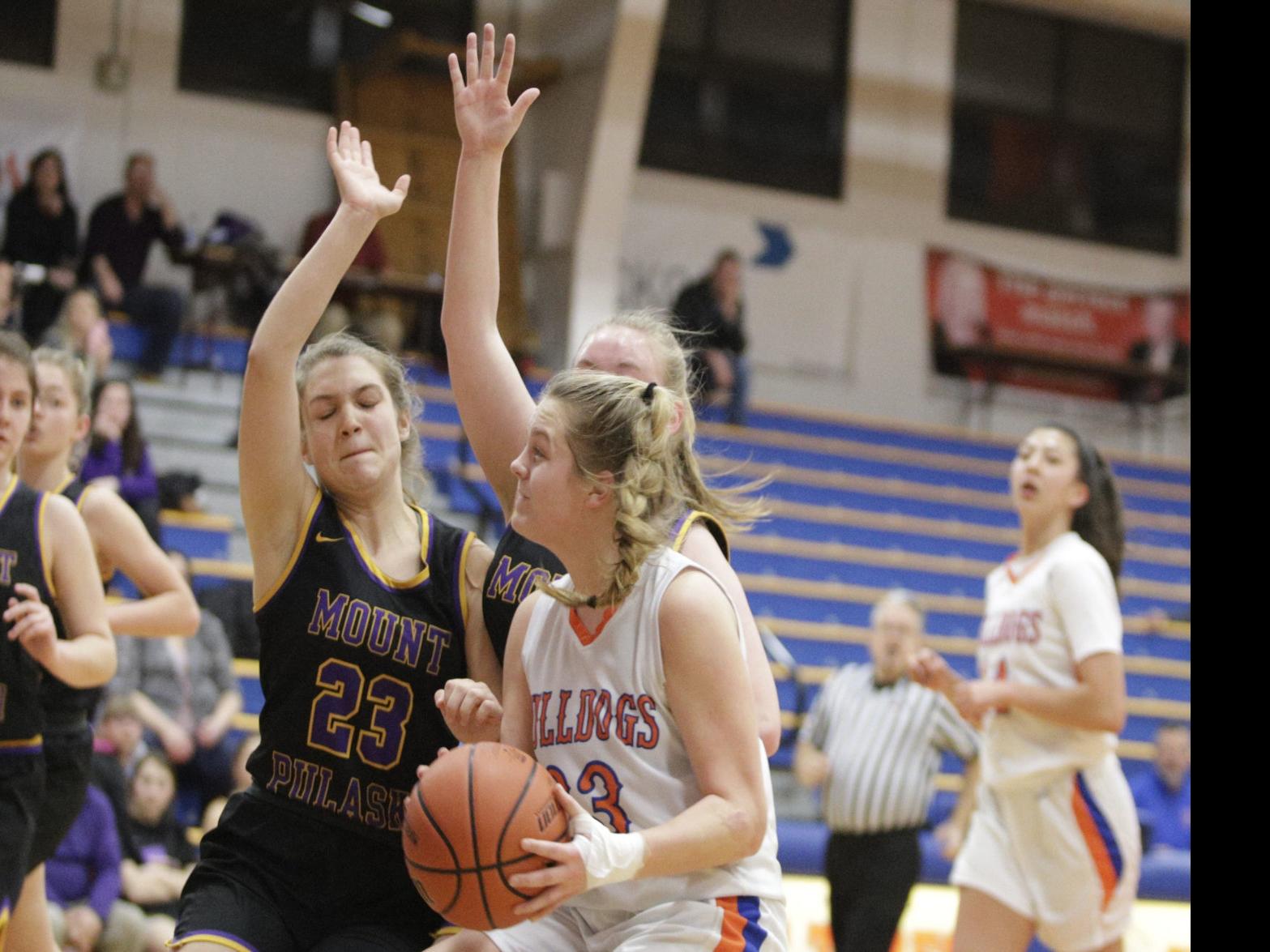Addie Fyke Scores Career High 25 Points To Lead St Teresa Girls