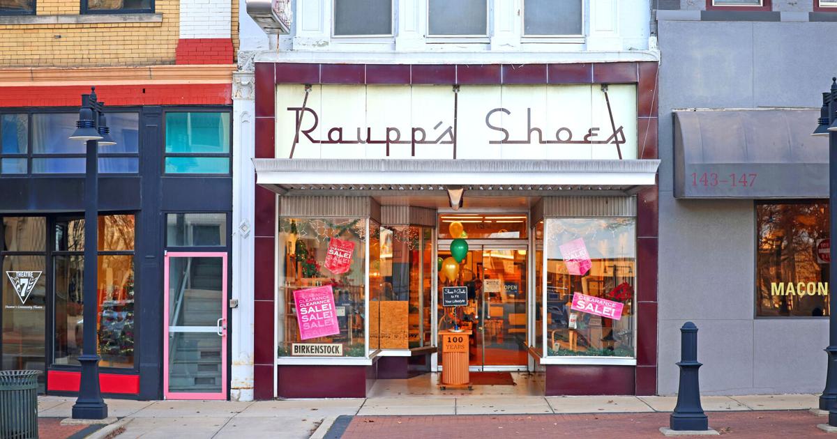Decatur/atlanta Bootleg Store Raupp's Shoe Store ends their reign in Downtown Decatur