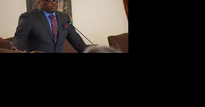 Illinois Senate advances elections bill, measure targeting 'predatory' lending - Vimarsana News