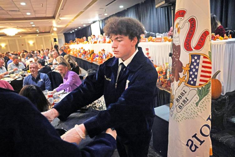 Decatur Regional Chamber of Commerce Community Thanksgiving Luncheon