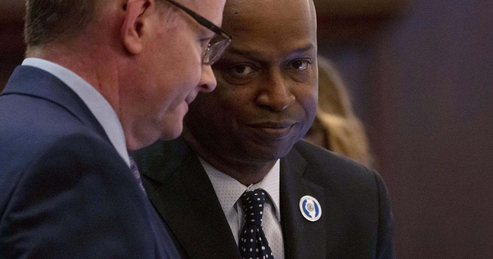 Illinois Democratic leaders tapped for DNC membership - Vimarsana News