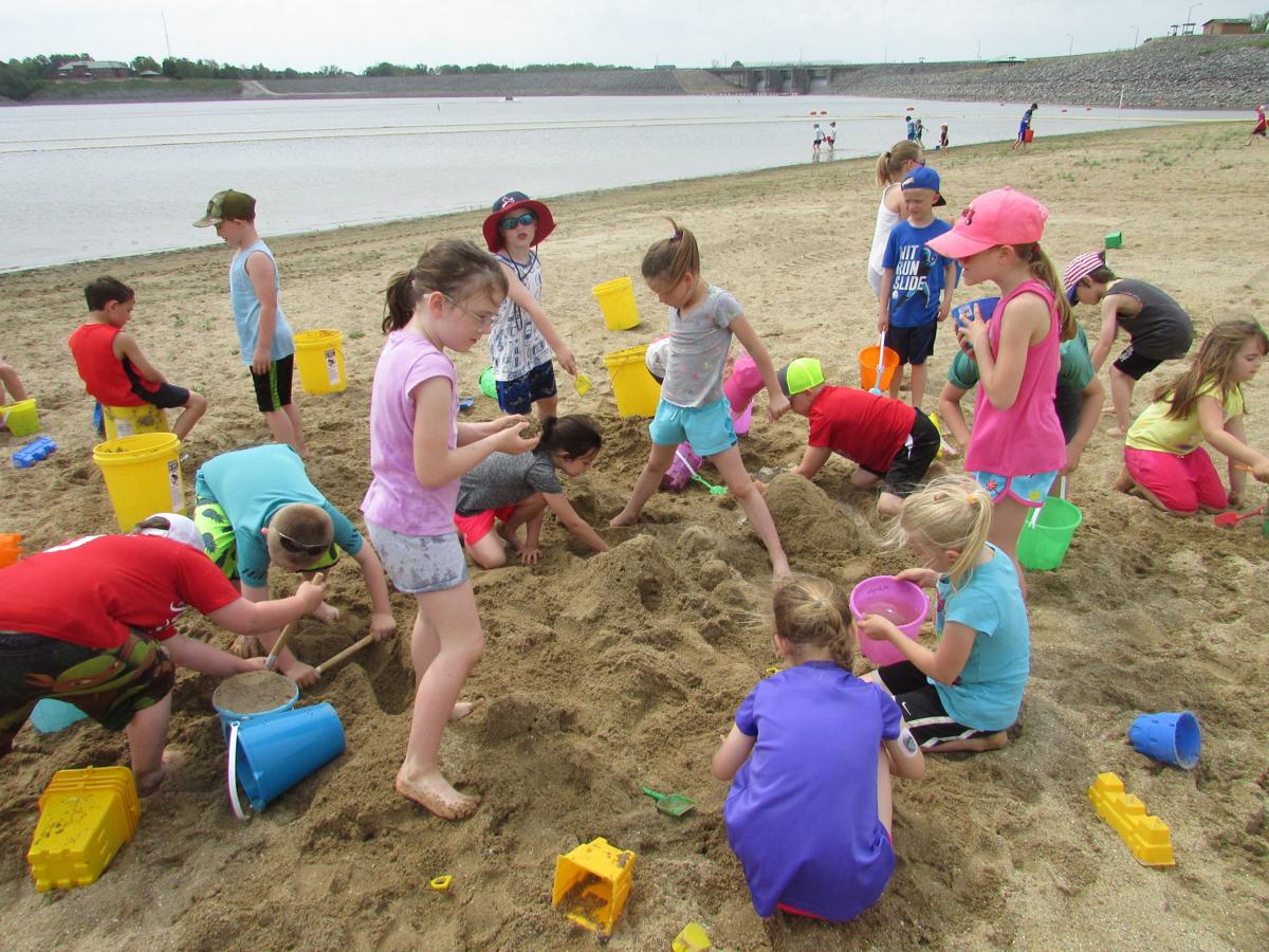 Water safety, sand castle competitions encourage kids' outdoor time in Shelbyville | Education | herald-review.com