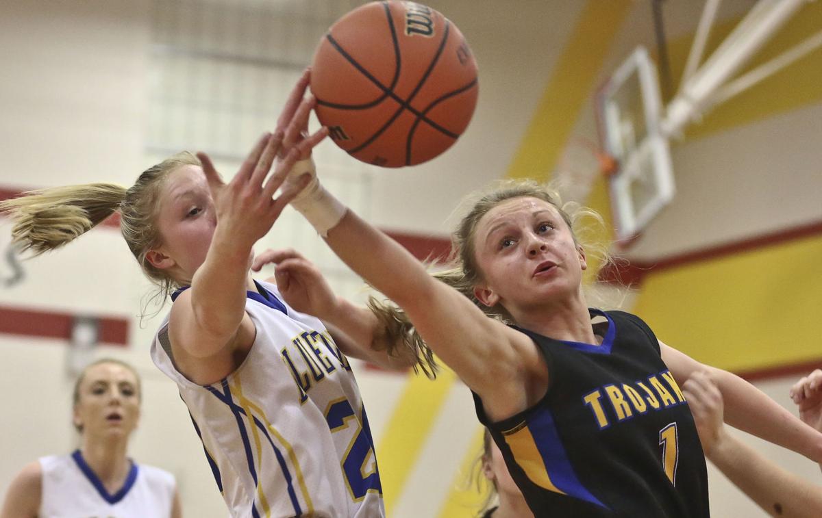 Girls Regional Roundup Villa Grove Slows Maroa Forsyth S Offense