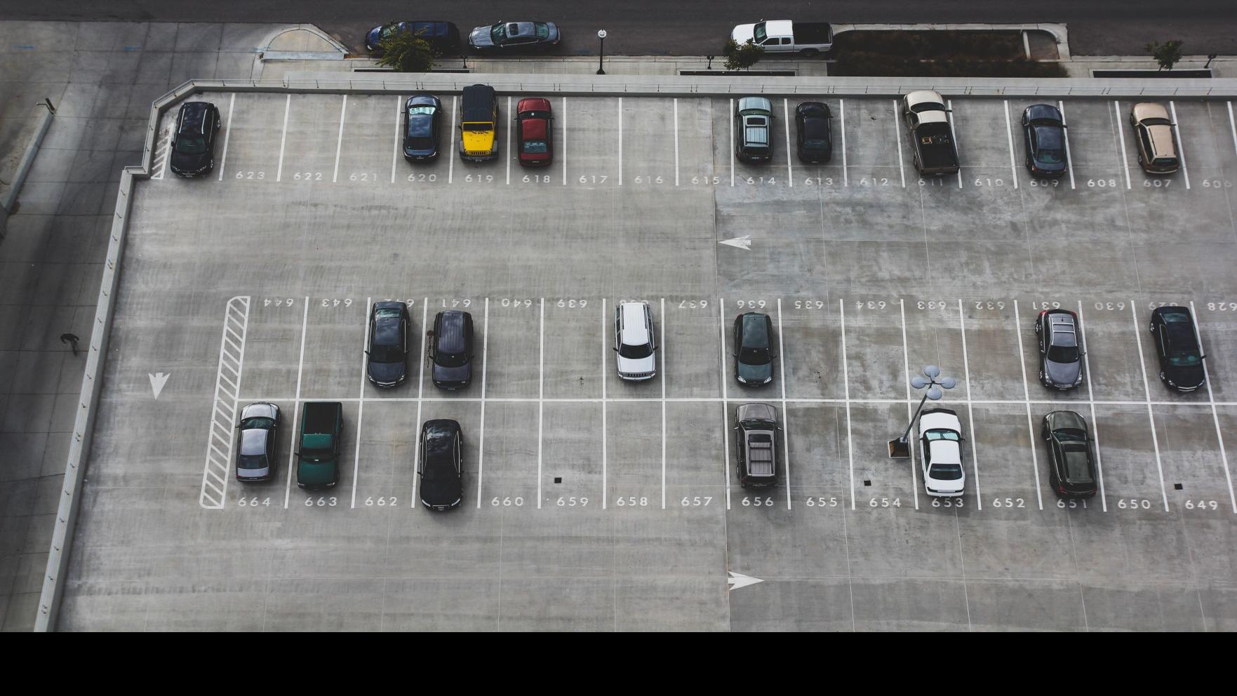 Illinois Will Start Taxing Many Parking Spots Jan 1 Here Are The Details Government And Politics Herald Review Com