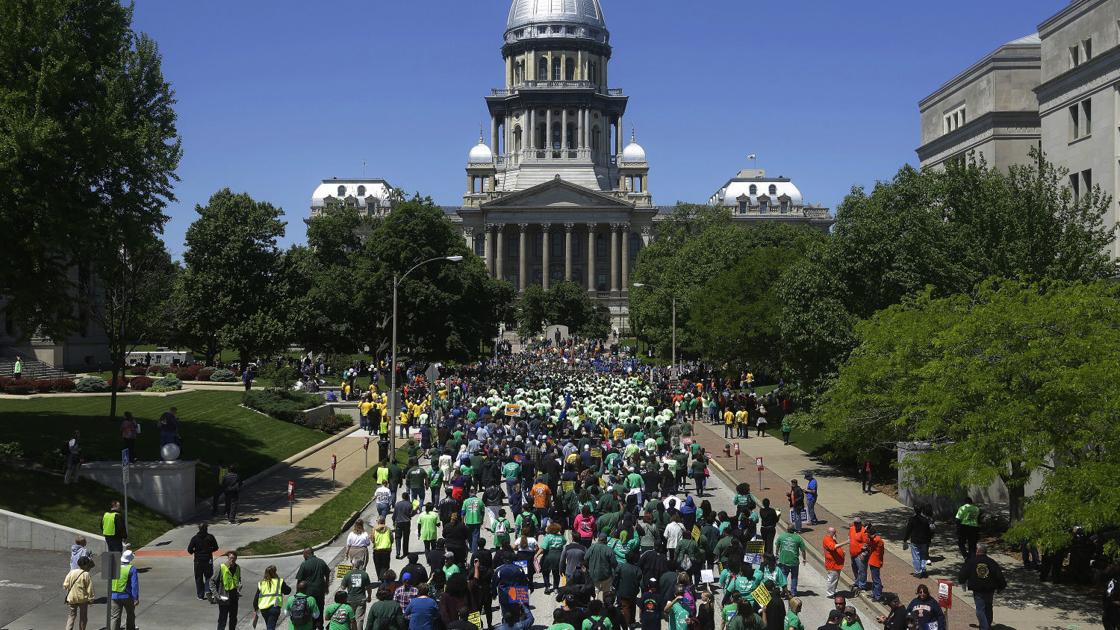 CARRIGAN: Working people are fighting back | Local | herald-review.com