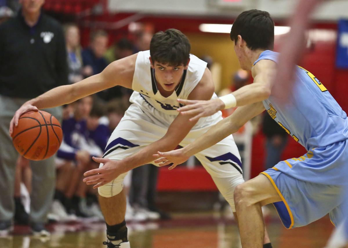 Area Boys Basketball Player Of The Year Shelbyville S Malcolm