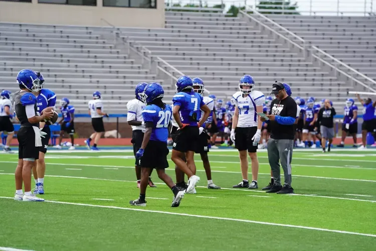 Football to Host Youth Clinic, Follwed by Preseason Scrimmage