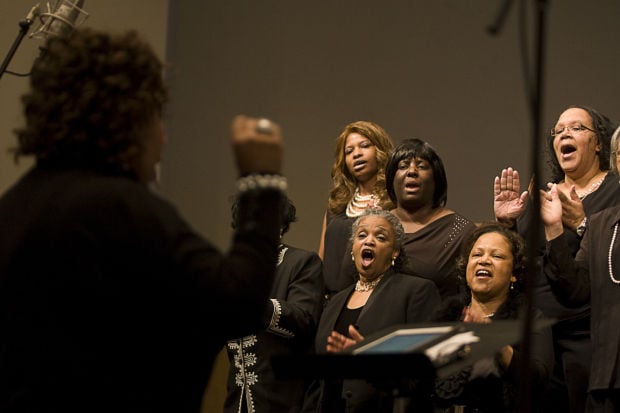 01192014-lsm-loc-churchchoir-antioch2.jpg