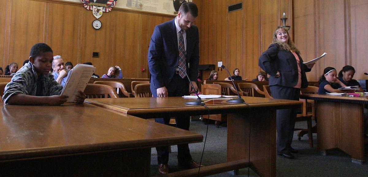 Mock Trial 13 5.3.17.jpg