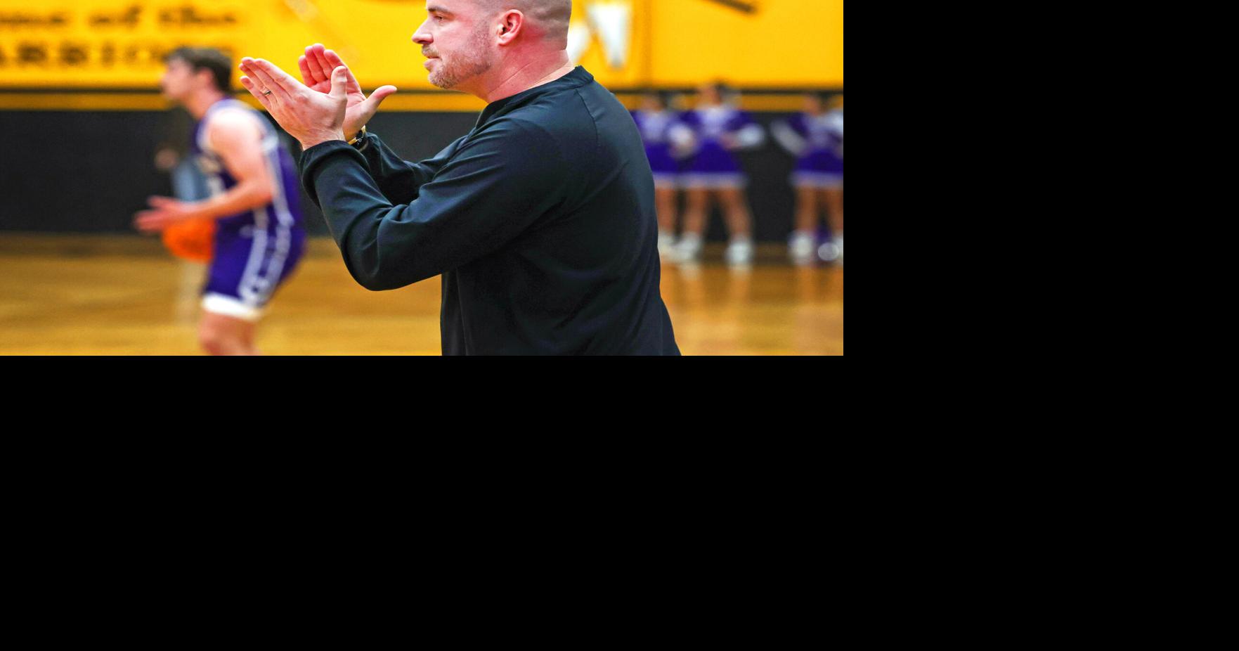 Tuscola's Bozarth Boys Basketball Area Coach of the Year