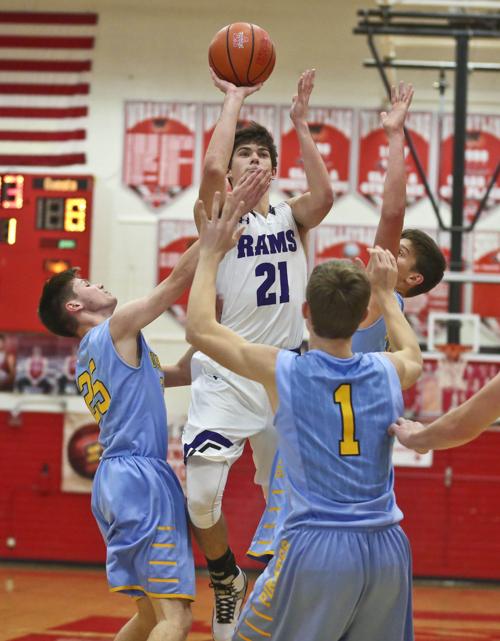 Local Scoreboard Holiday Tournament Box Scores From Friday Dec 28 And Saturday S Schedule High School Basketball Herald Review Com