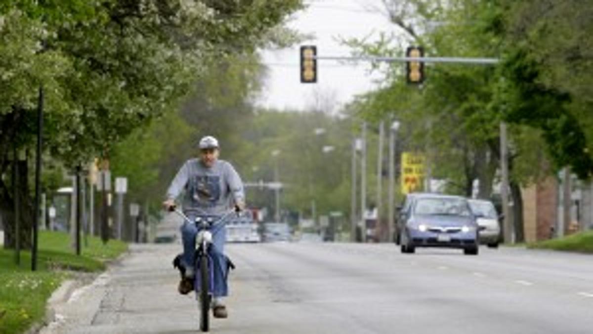 Motorized Bicycles Sometimes Cross Moped Line Police Say Local Herald Review Com