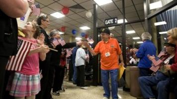 World War II veterans travel to Washington, D.C., for memorable trip