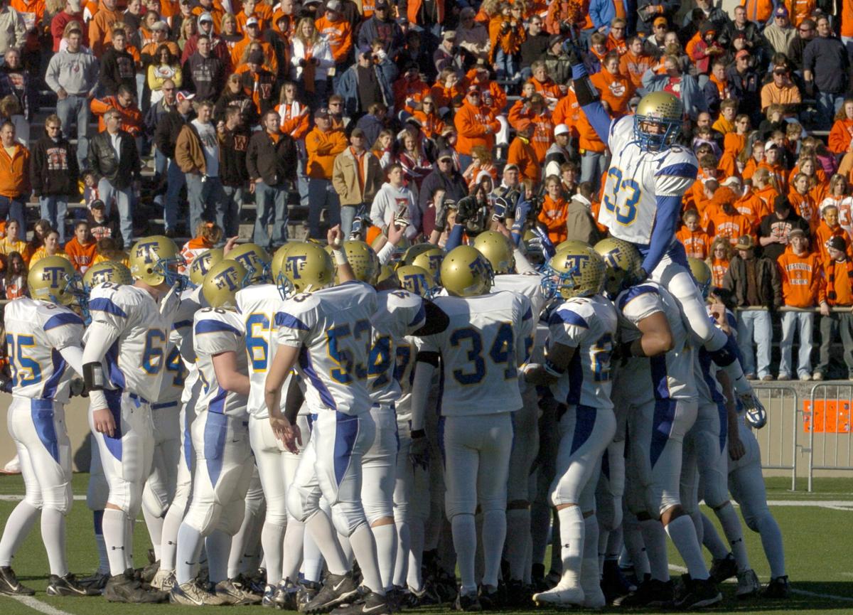 Watch now: Re-watch the Maroa-Forsyth 2006 football state championship