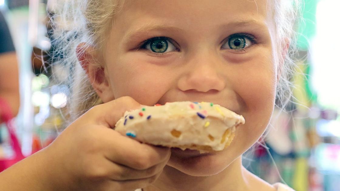 Watch now: Central Illinois celebrates National Doughnut Day | Food and Cooking