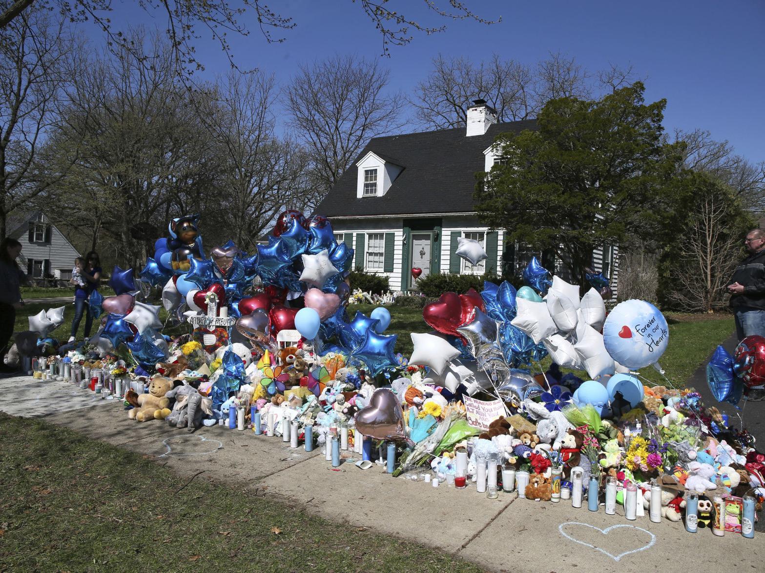 Friend Of Aj Freund S Mother Describes The Day When 5 Year Old Boy Was Reported Missing Crime And Courts Herald Review Com