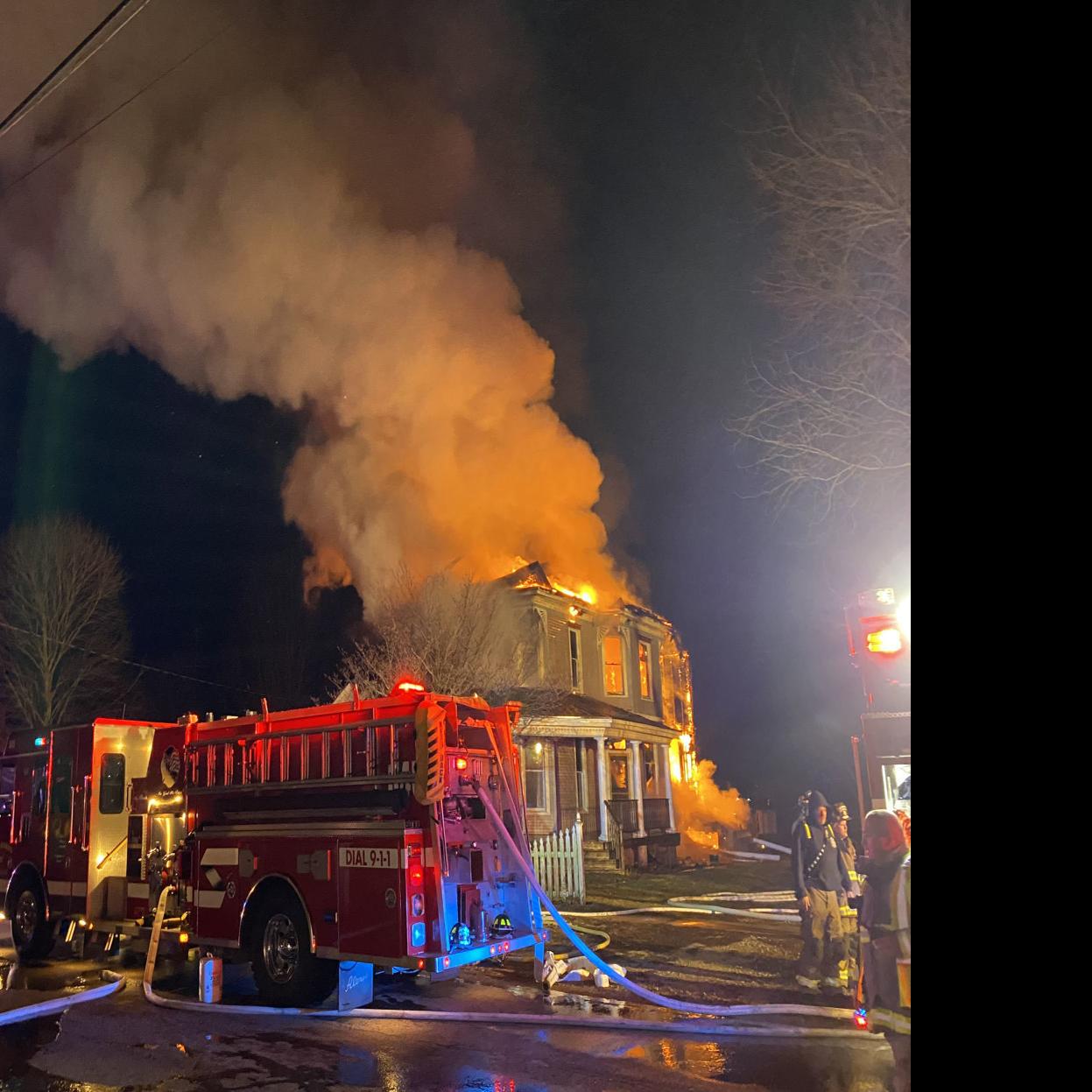 Video Watch Crews Battle House Fire In Cerro Gordo Public