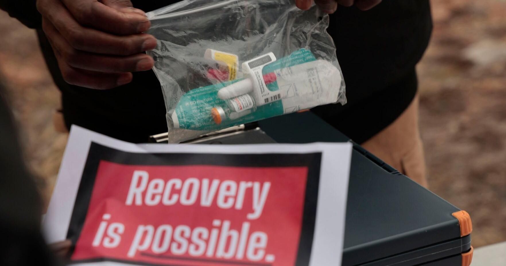 Amid drug abuse crisis, Illinois mounts effort to recruit and train more counselors - Vimarsana News