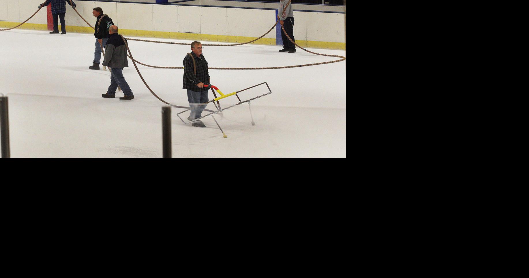 Decatur ice rink to open this weekend