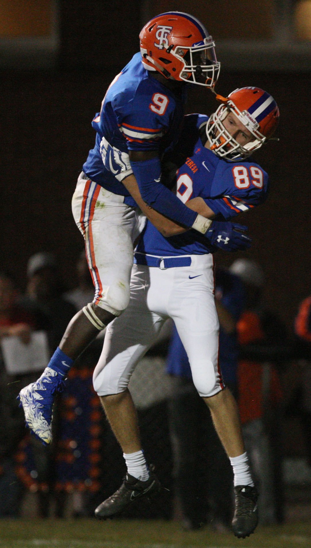 St Teresa vs Warrensburg Latham football 1 9.8.17.jpg