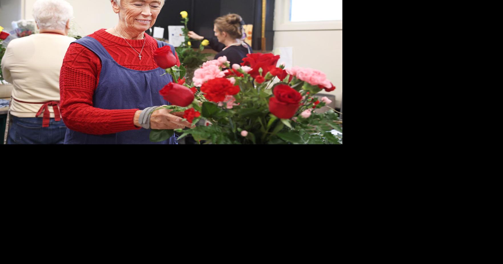 Love waits ‘til the last minute for Decatur businesses